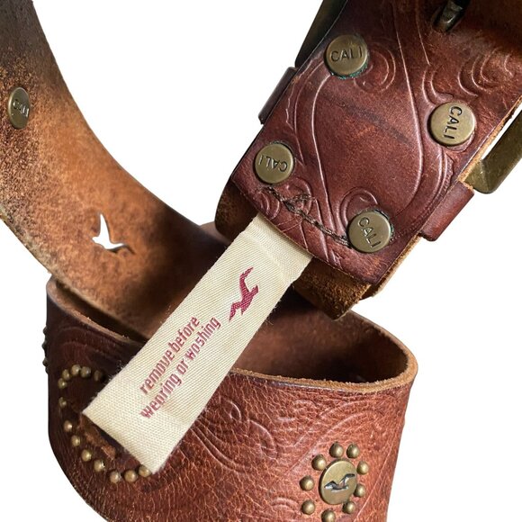 Vintage Hollister Cut Out Studded Leather Belt - Size Small - Picture 3 of 4